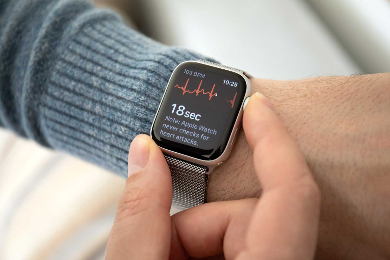 apple smart watch fall detection
